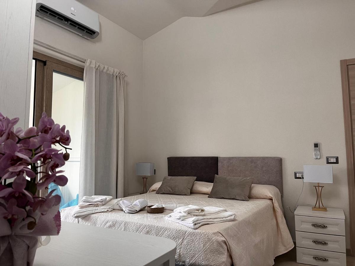 Hotel Lamefata à San Teodoro  Extérieur photo