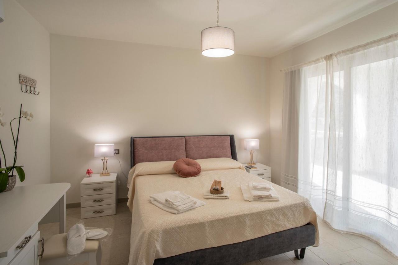 Hotel Lamefata à San Teodoro  Extérieur photo
